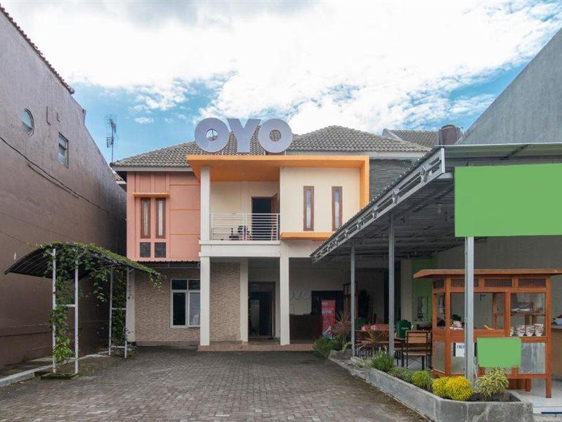 Reddoorz Syariah Near Pakuwon Mall Jogja Kejayan Экстерьер фото