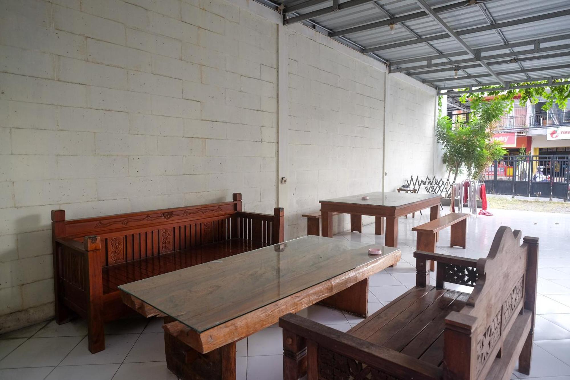 Reddoorz Syariah Near Pakuwon Mall Jogja Kejayan Экстерьер фото