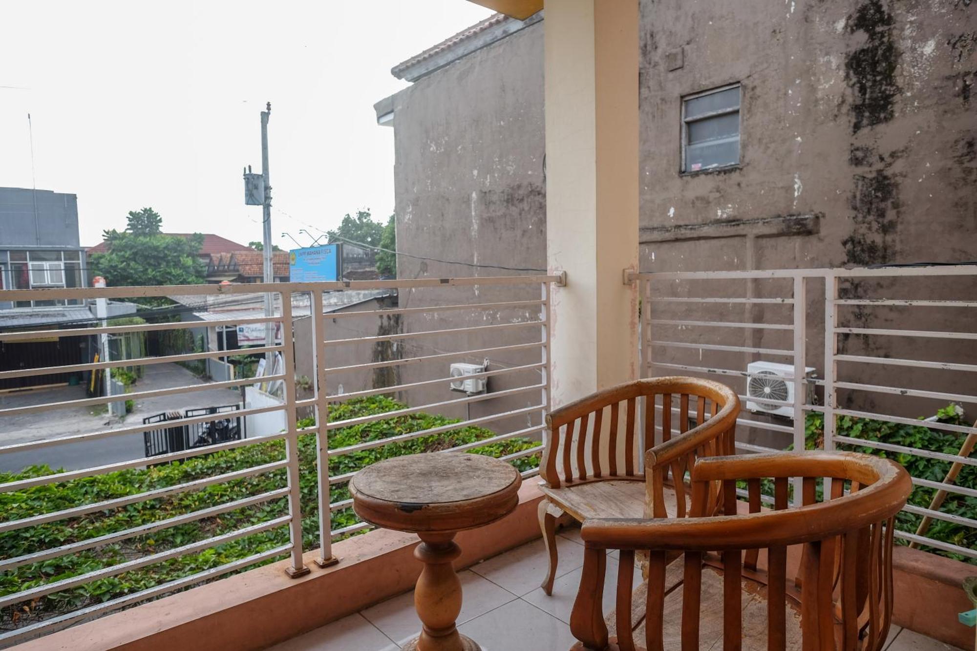 Reddoorz Syariah Near Pakuwon Mall Jogja Kejayan Экстерьер фото